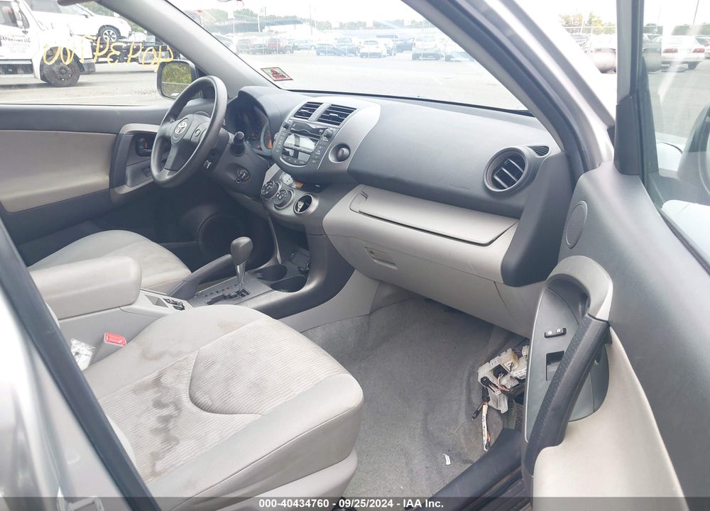 2011 TOYOTA RAV4 VIN: 2T3BF4DV6BW090032
