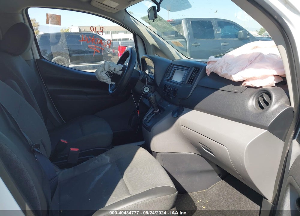 2018 NISSAN NV200 SV VIN: 3N6CM0KN0JK696327