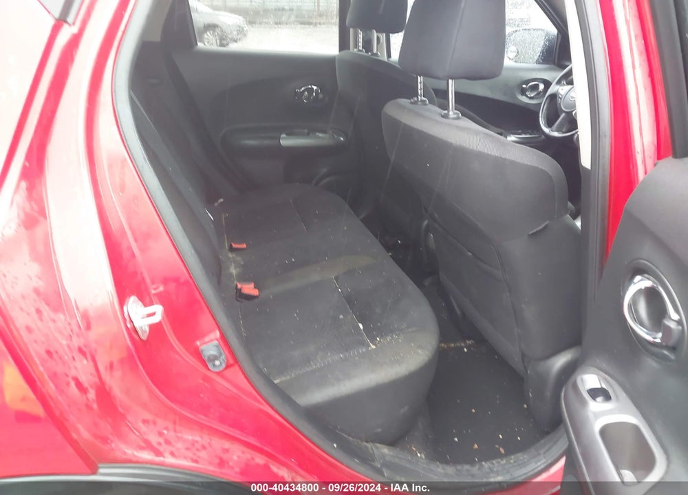 2015 NISSAN JUKE SV VIN: JN8AF5MV5FT556645