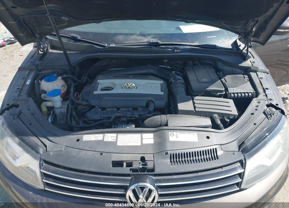 2012 VOLKSWAGEN EOS EXECUTIVE VIN: WVWFW7AH5CV003800