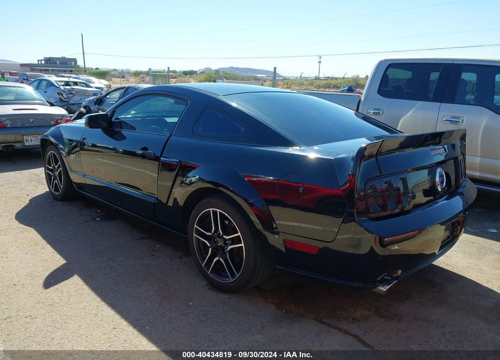 2008 FORD MUSTANG VIN: 1ZVHT82H285130630
