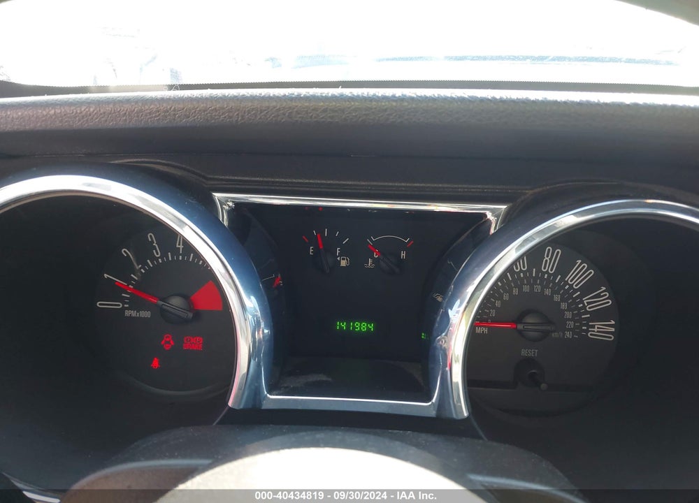 2008 FORD MUSTANG VIN: 1ZVHT82H285130630