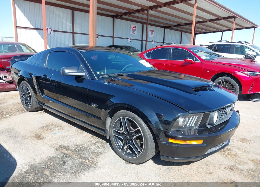 2008 FORD MUSTANG VIN: 1ZVHT82H285130630