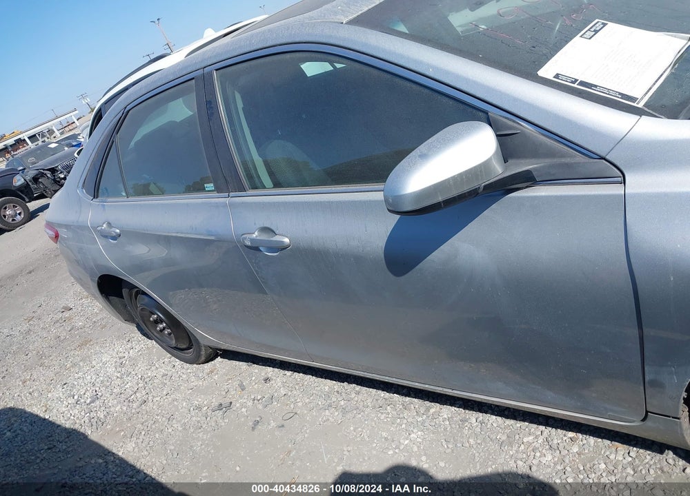 2017 TOYOTA CAMRY SE VIN: 4T1BF1FK8HU428291