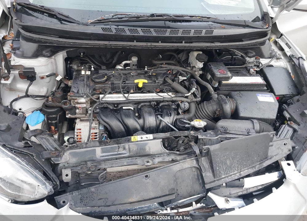 2014 HYUNDAI ELANTRA SE VIN: 5NPDH4AE9EH473854