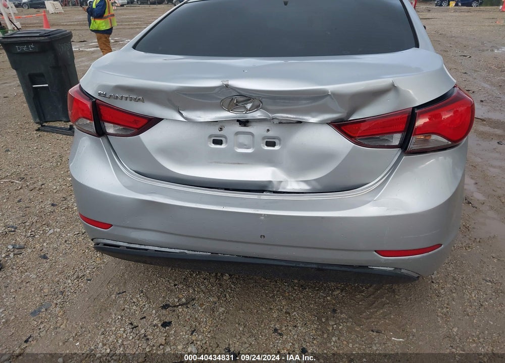 2014 HYUNDAI ELANTRA SE VIN: 5NPDH4AE9EH473854
