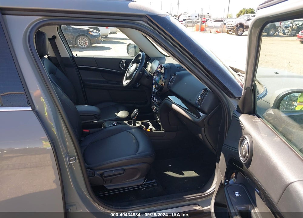 2022 MINI COUNTRYMAN COOPER VIN: WMZ23BR08N3N72289