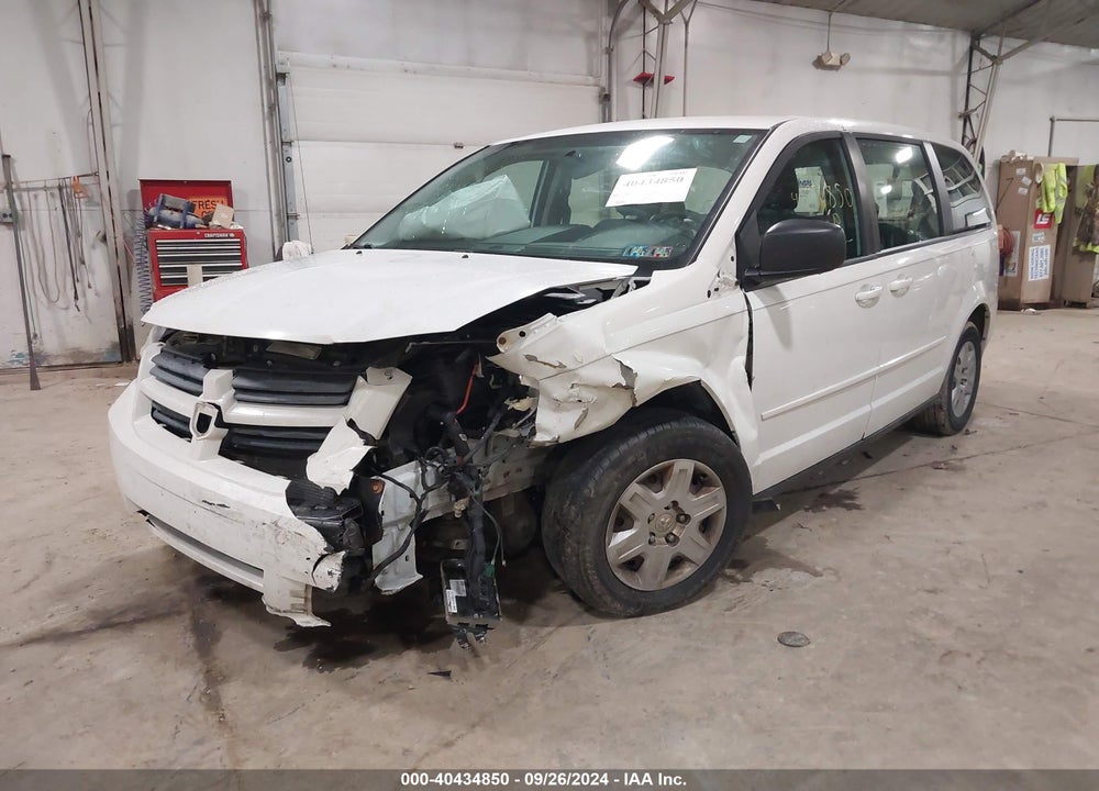 2010 DODGE GRAND CARAVAN SE VIN: 2D4RN4DE4AR179420