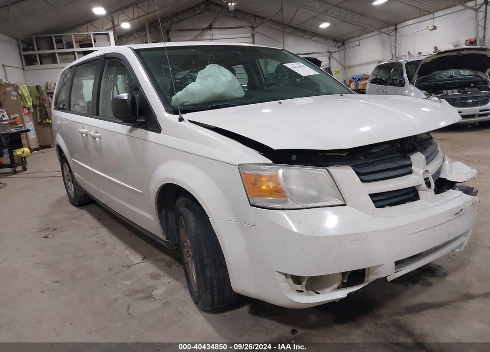 2010 DODGE GRAND CARAVAN SE VIN: 2D4RN4DE4AR179420