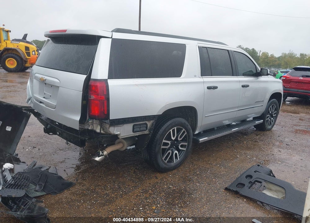 2017 CHEVROLET SUBURBAN LT VIN: 1GNSCHKC4HR373921