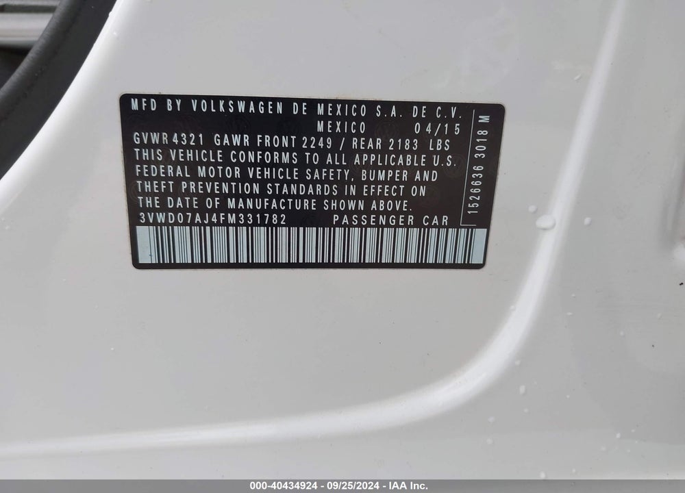 2015 VOLKSWAGEN JETTA 1.8T SE VIN: 3VWD07AJ4FM331782