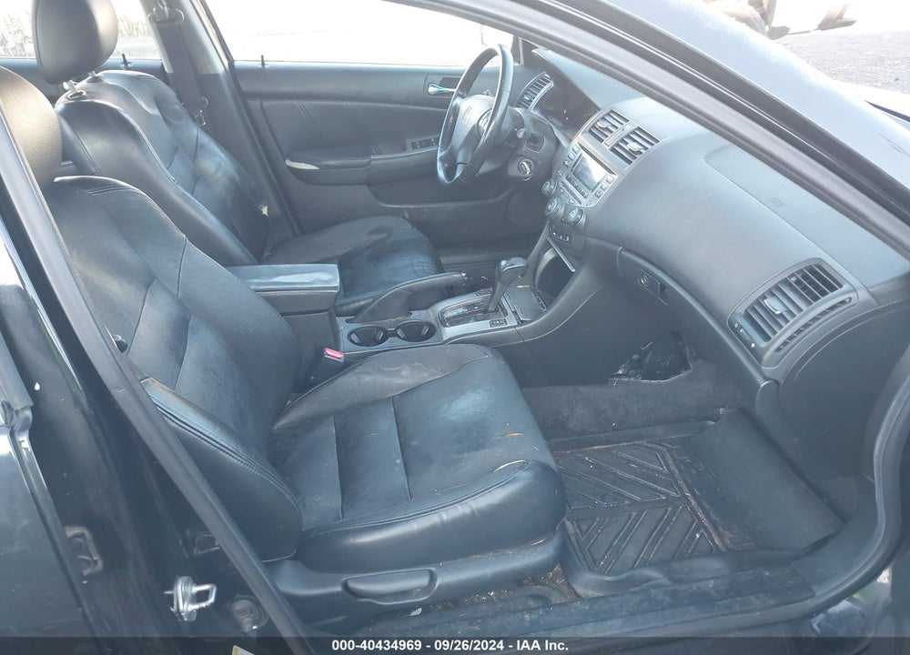 2007 HONDA ACCORD 2.4 EX VIN: 1HGCM56837A172606