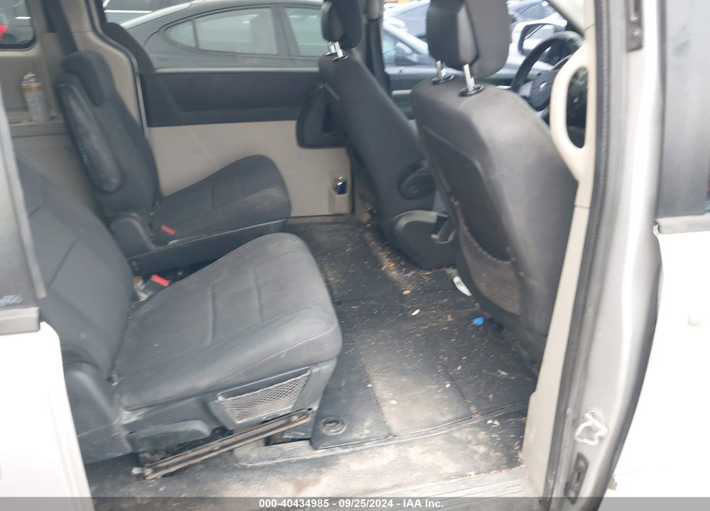 2010 DODGE GRAND CARAVAN SE VIN: 2D4RN4DE0AR326185