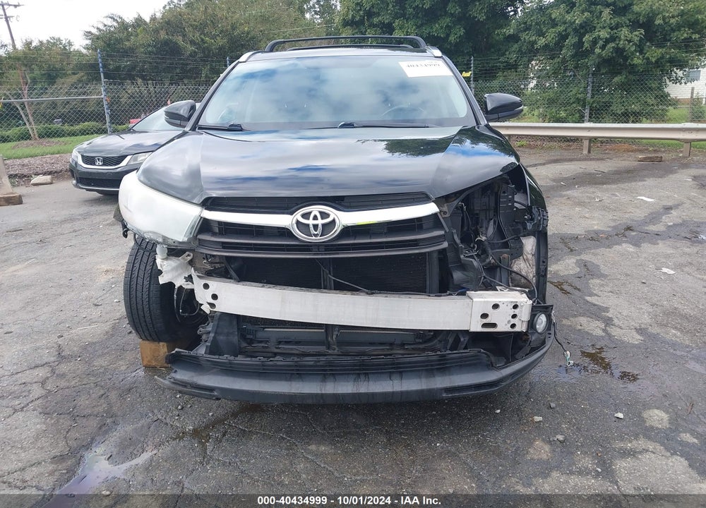 2016 TOYOTA HIGHLANDER XLE V6 VIN: 5TDJKRFHXGS355183