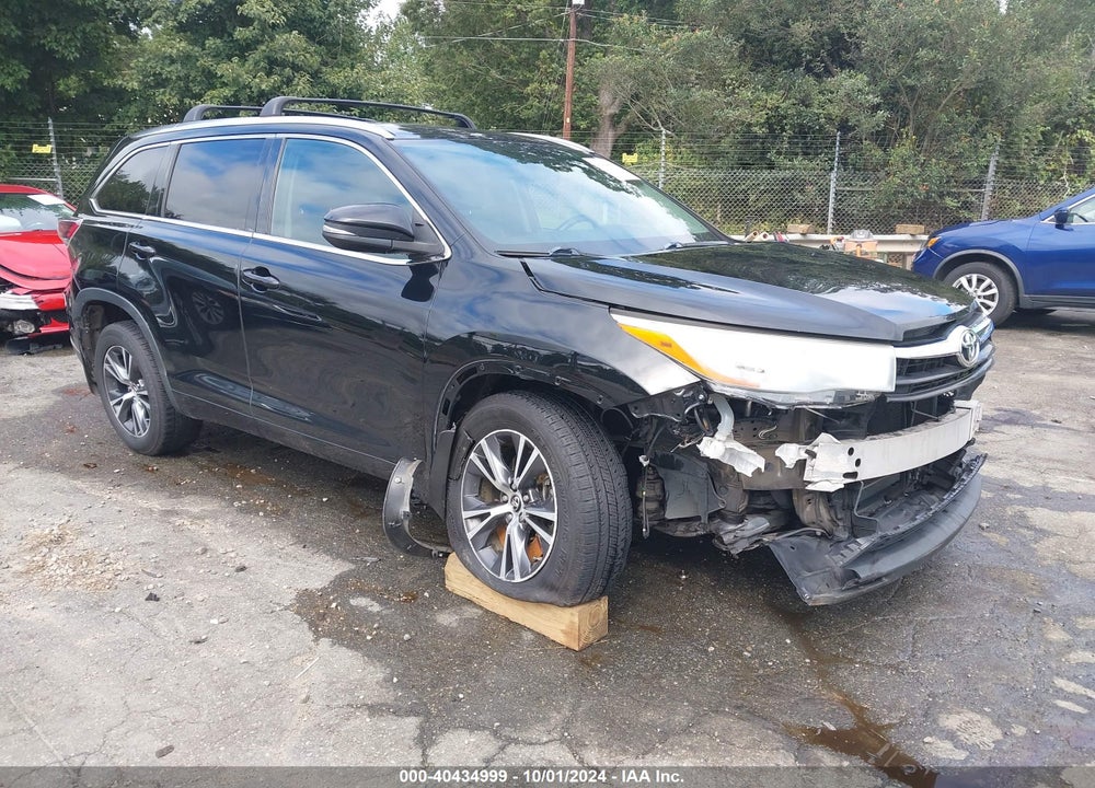 2016 TOYOTA HIGHLANDER XLE V6 VIN: 5TDJKRFHXGS355183