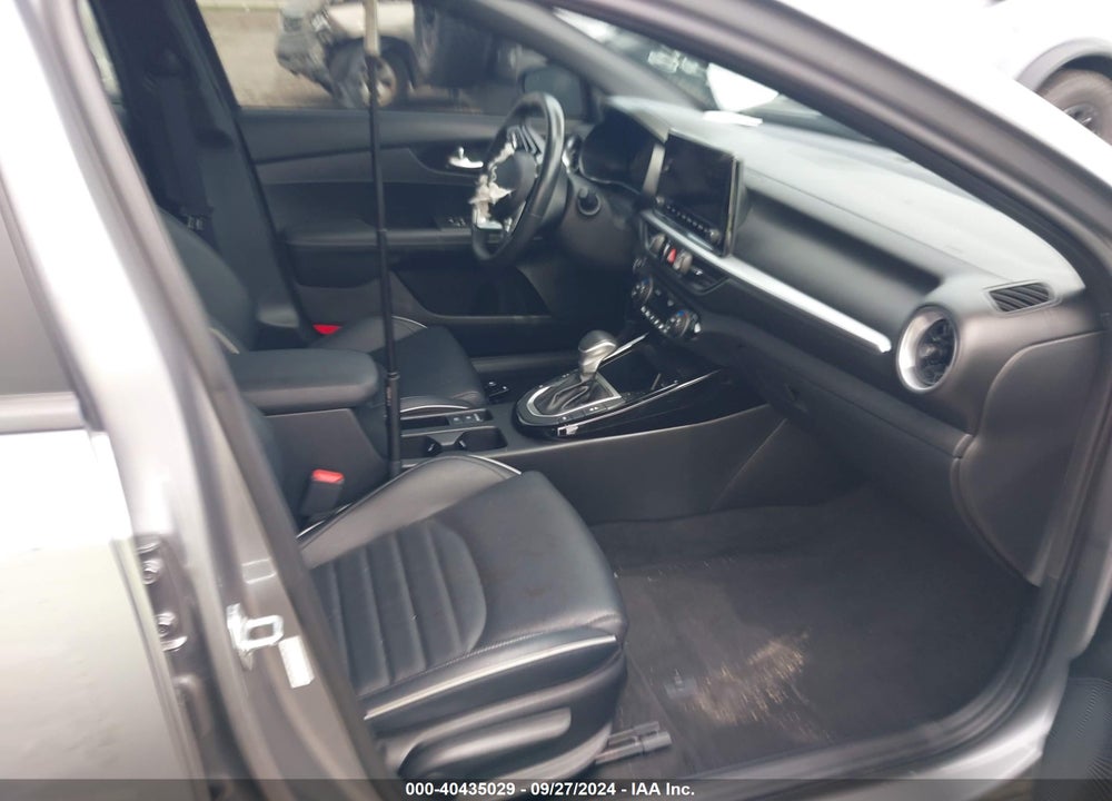 2023 KIA FORTE GT LINE VIN: 3KPF54AD8PE545126