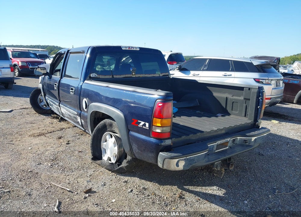 2005 GMC SIERRA 1500 SLT VIN: 2GTEK13T051160533