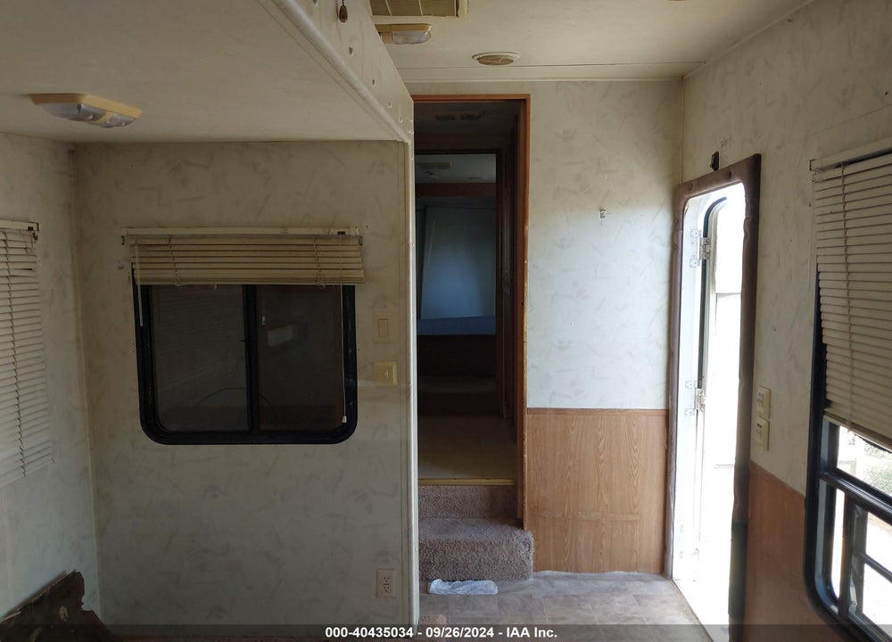 1997 NEWMAR OTHER VIN: 1N8WR3320V0033963