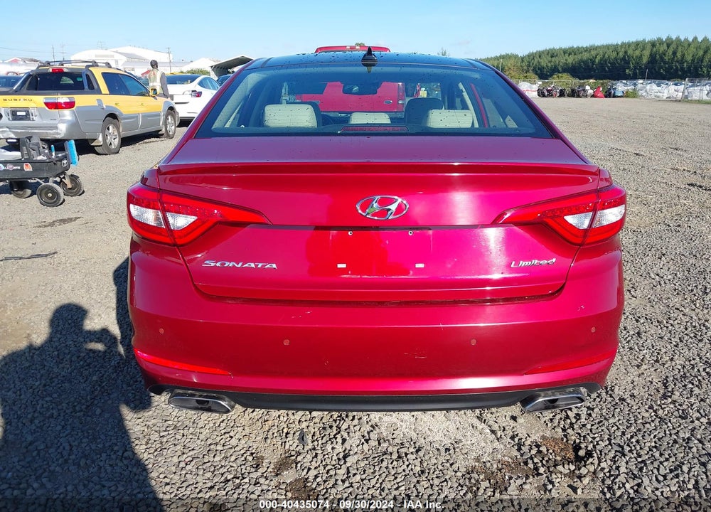 2015 HYUNDAI SONATA LIMITED VIN: 5NPE34AF1FH153781