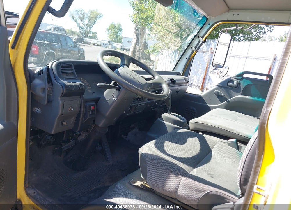 1999 CHEVROLET TILT MASTER W4S042 VIN: J8BC4B147X7009060