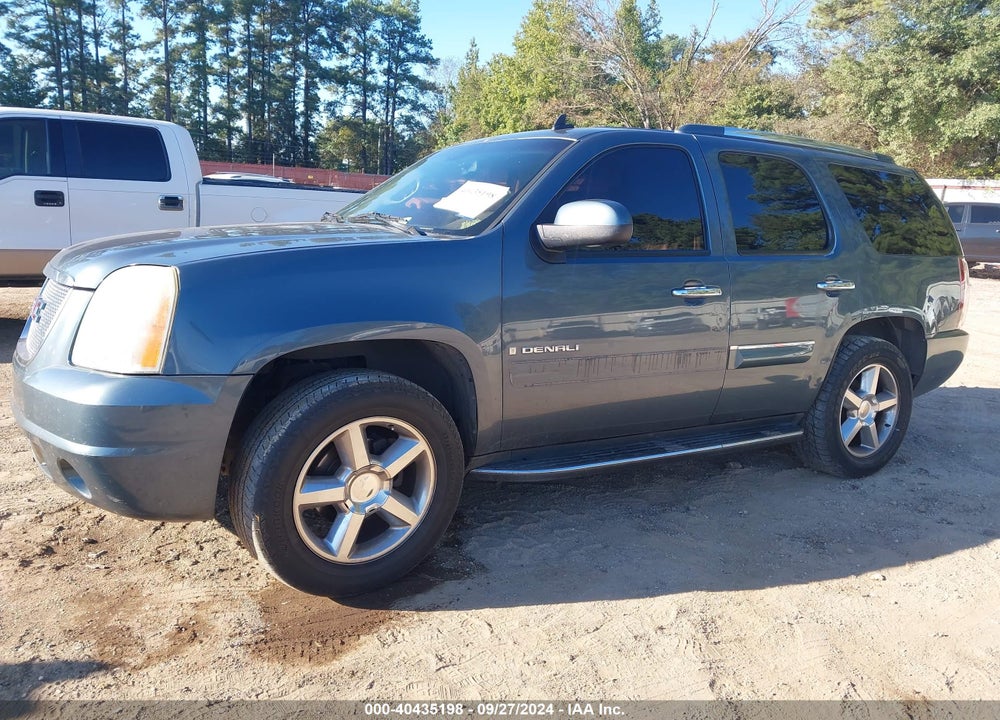 2008 GMC YUKON DENALI VIN: 1GKFK63888J207447