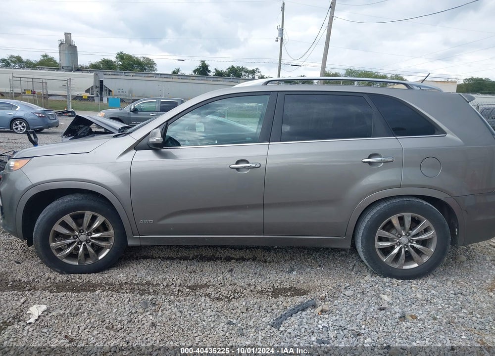 2012 KIA SORENTO SX V6 VIN: 5XYKWDA24CG300640