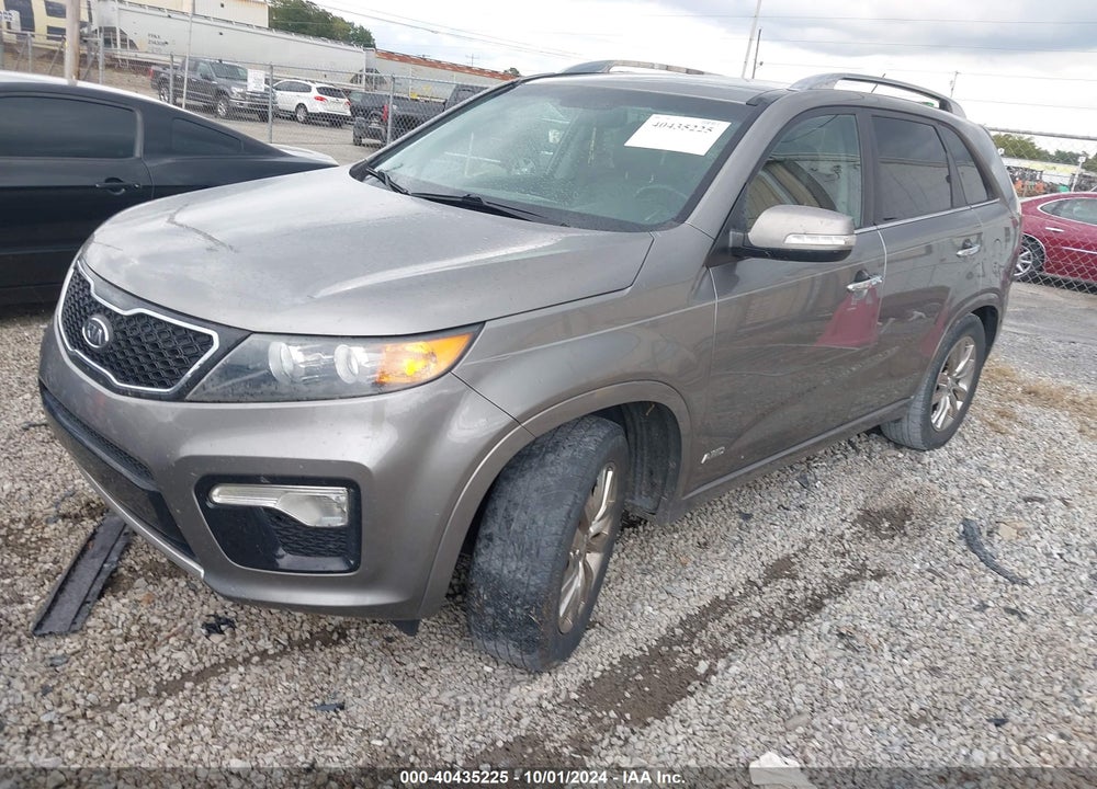 2012 KIA SORENTO SX V6 VIN: 5XYKWDA24CG300640