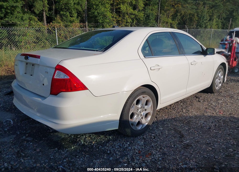 2010 FORD FUSION SE VIN: 3FAHP0HA9AR241476