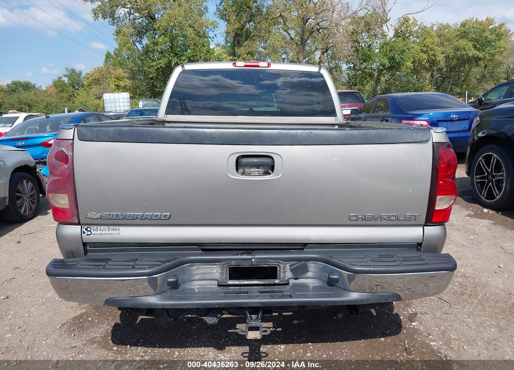 2003 CHEVROLET SILVERADO 2500HD LS VIN: 1GCHK29113E234188