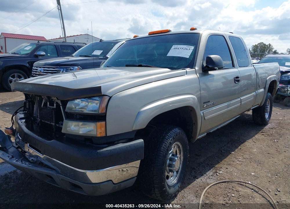 2003 CHEVROLET SILVERADO 2500HD LS VIN: 1GCHK29113E234188