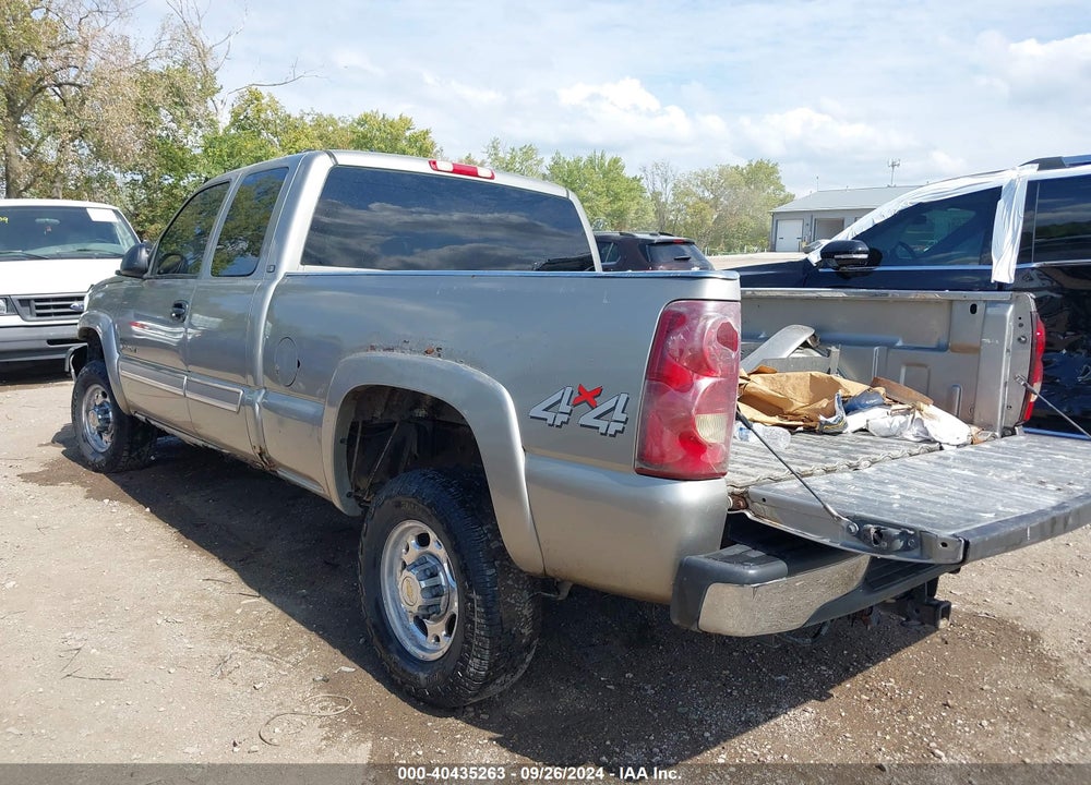 2003 CHEVROLET SILVERADO 2500HD LS VIN: 1GCHK29113E234188