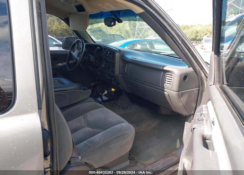 2003 CHEVROLET SILVERADO 2500HD LS VIN: 1GCHK29113E234188