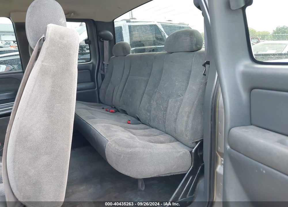 2003 CHEVROLET SILVERADO 2500HD LS VIN: 1GCHK29113E234188