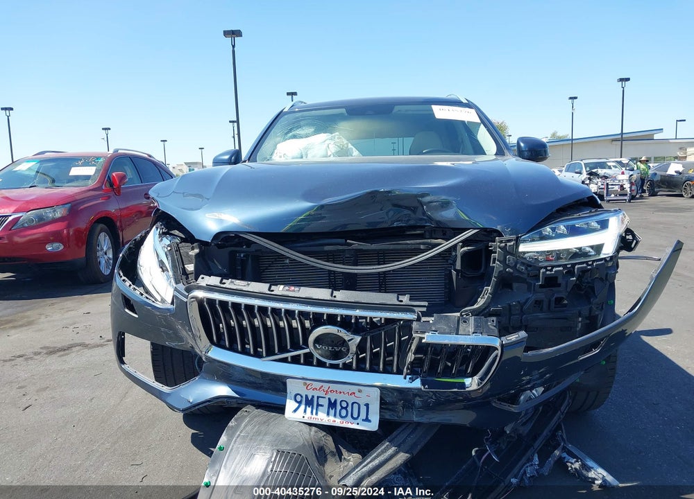 2021 VOLVO XC90 T6 MOMENTUM 7 PASSENGER VIN: YV4A22PK9M1772737
