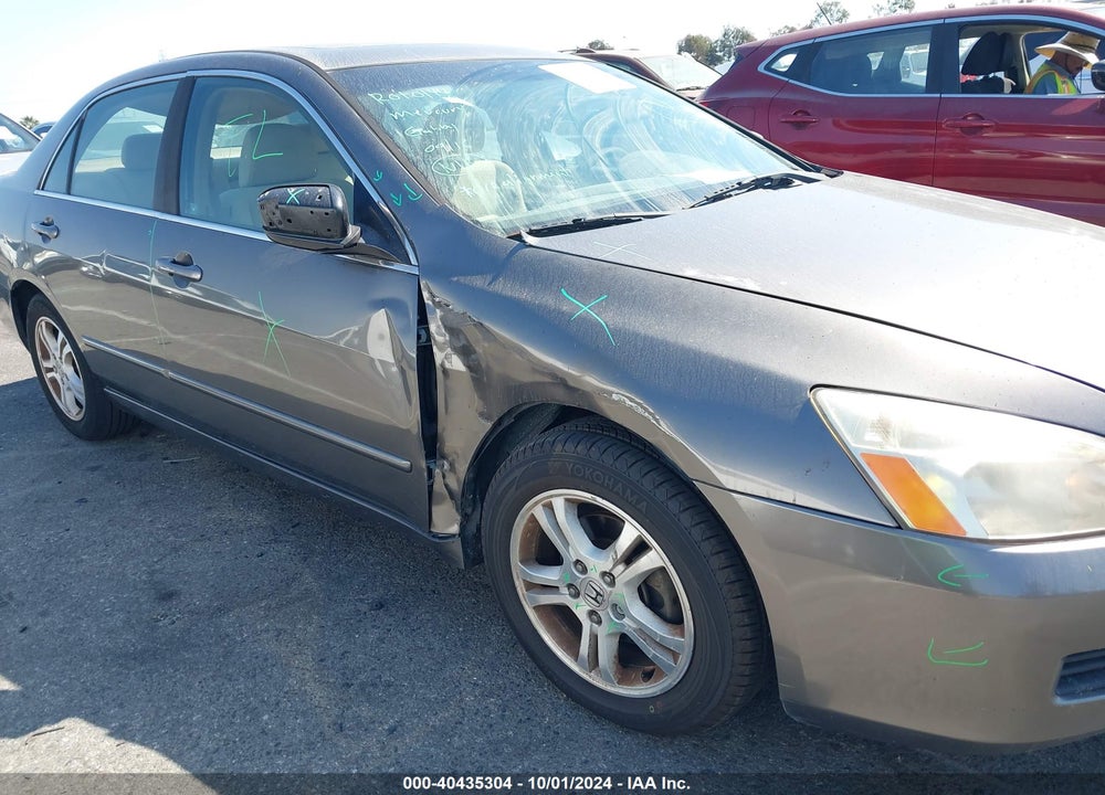 2007 HONDA ACCORD 2.4 EX VIN: 1HGCM56737A156705