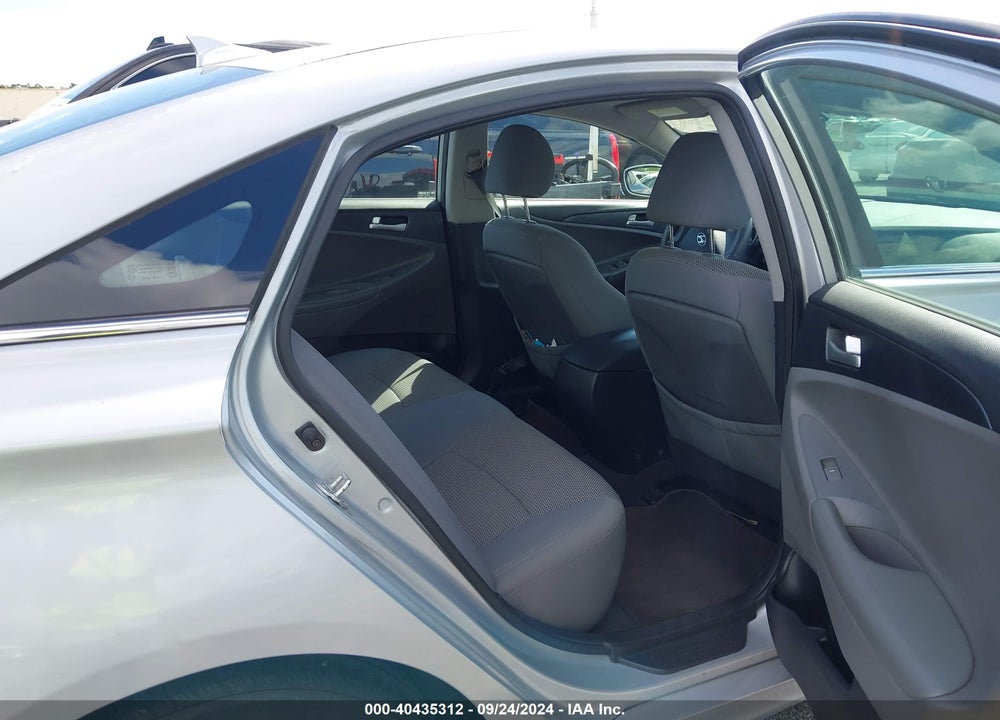 2012 HYUNDAI SONATA GLS VIN: 5NPEB4AC4CH452928
