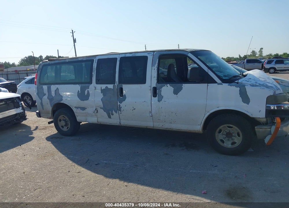2007 CHEVROLET EXPRESS G3500 VIN: 1GAHG39U371171070