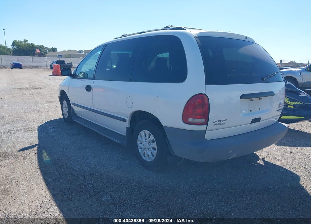 1996 DODGE CARAVAN VIN: 2B4FP2530TR616826