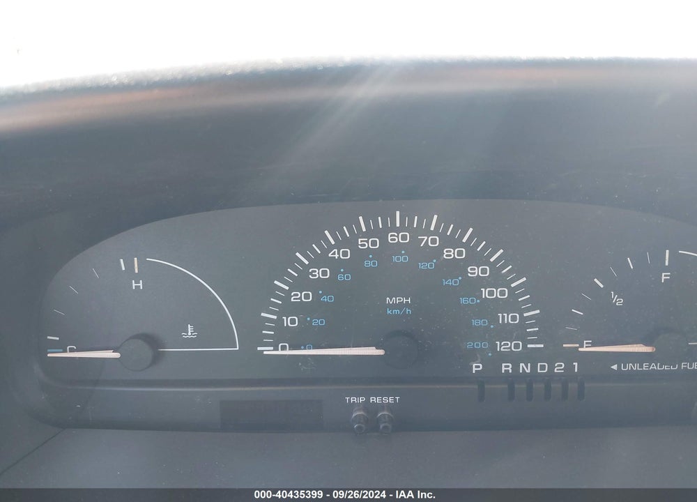 1996 DODGE CARAVAN VIN: 2B4FP2530TR616826