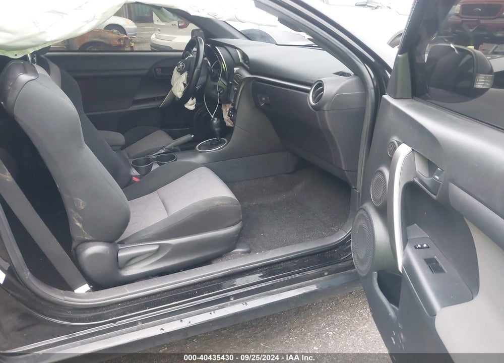 2015 SCION TC VIN: JTKJF5C78F3091480