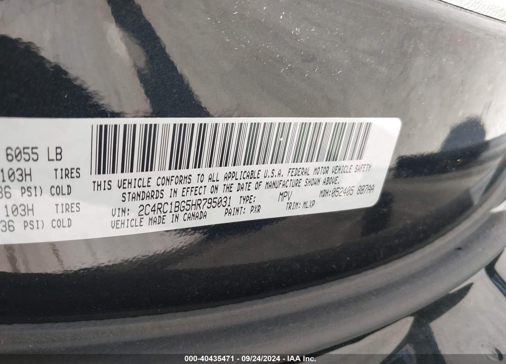2017 CHRYSLER PACIFICA TOURING L VIN: 2C4RC1BG5HR795031