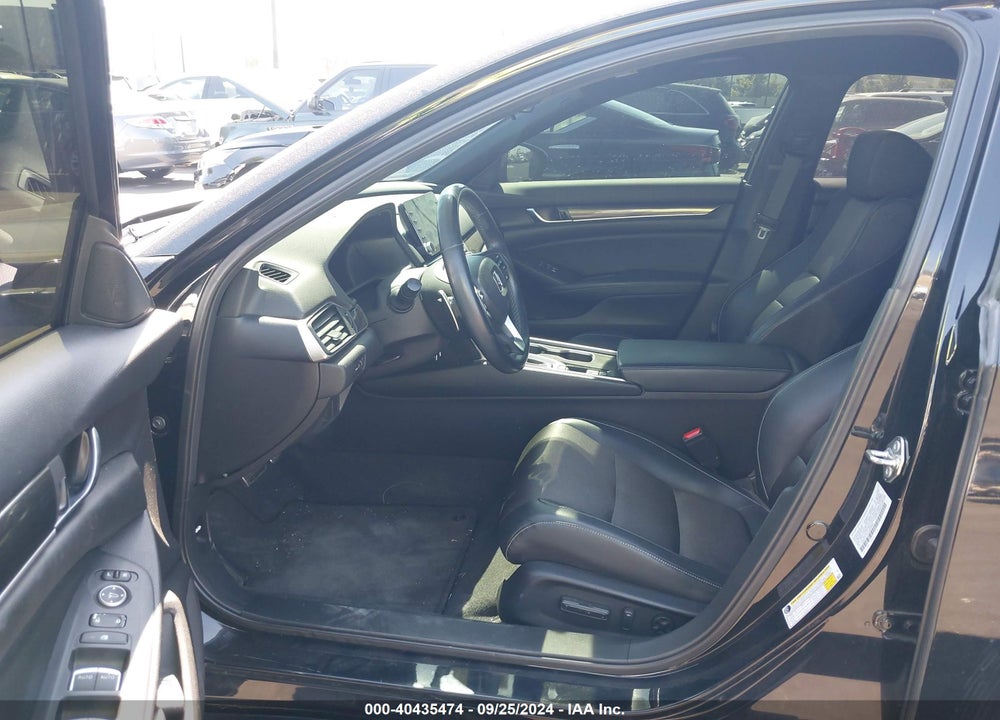 2018 HONDA ACCORD SPORT VIN: 1HGCV1F32JA025694