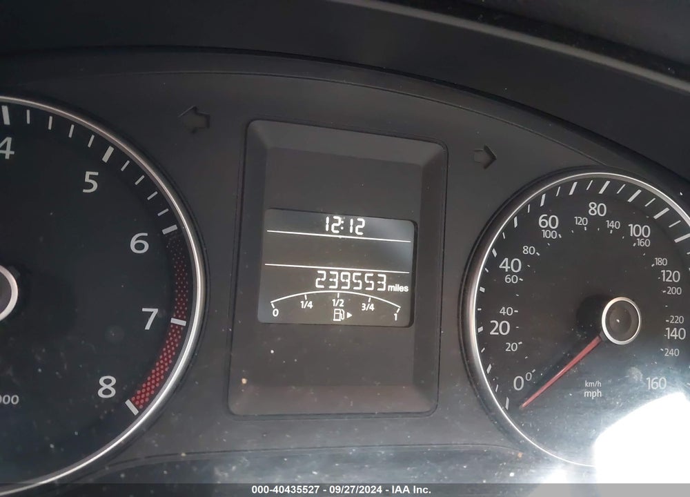 2014 VOLKSWAGEN JETTA 1.8T SE VIN: 3VWD17AJ4EM441128