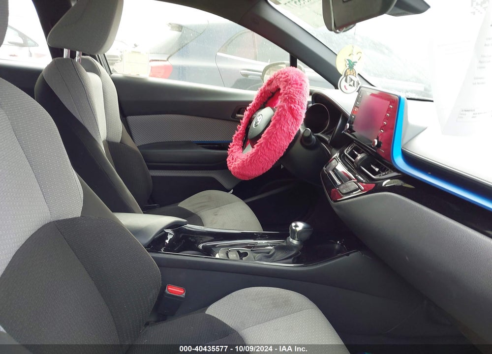 2019 TOYOTA C-HR XLE VIN: JTNKHMBX4K1053148
