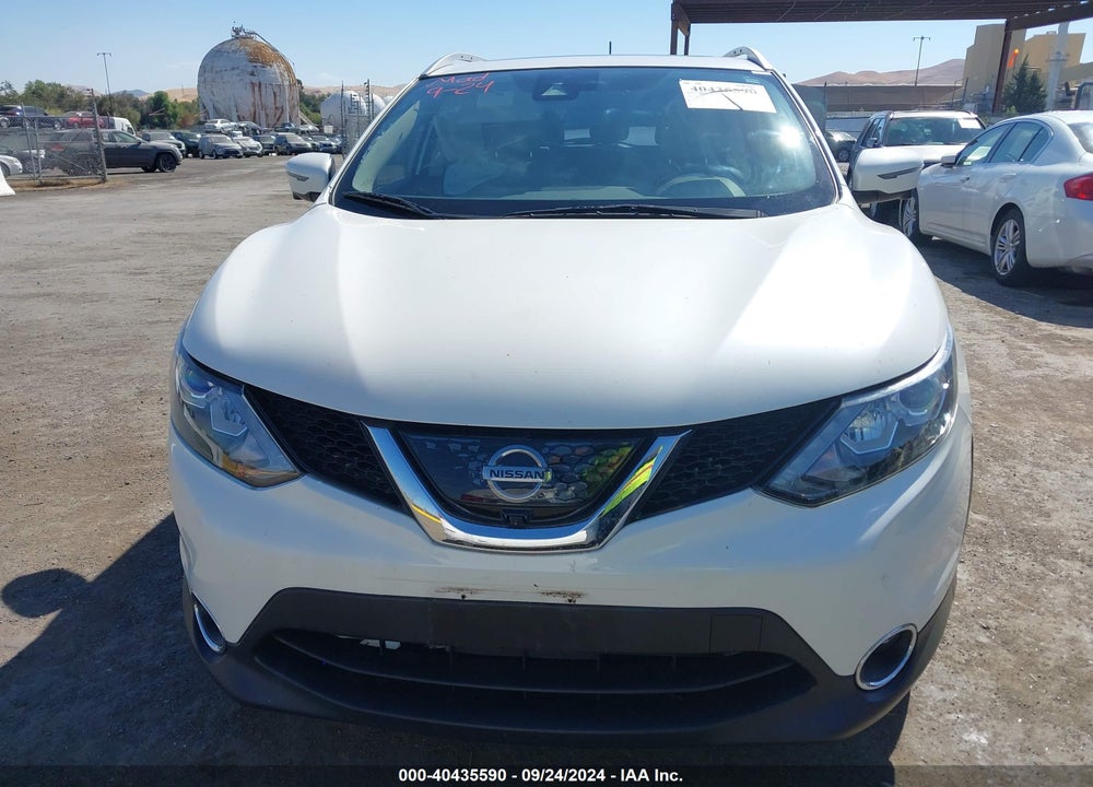 2017 NISSAN ROGUE SPORT SL VIN: JN1BJ1CPXHW035421