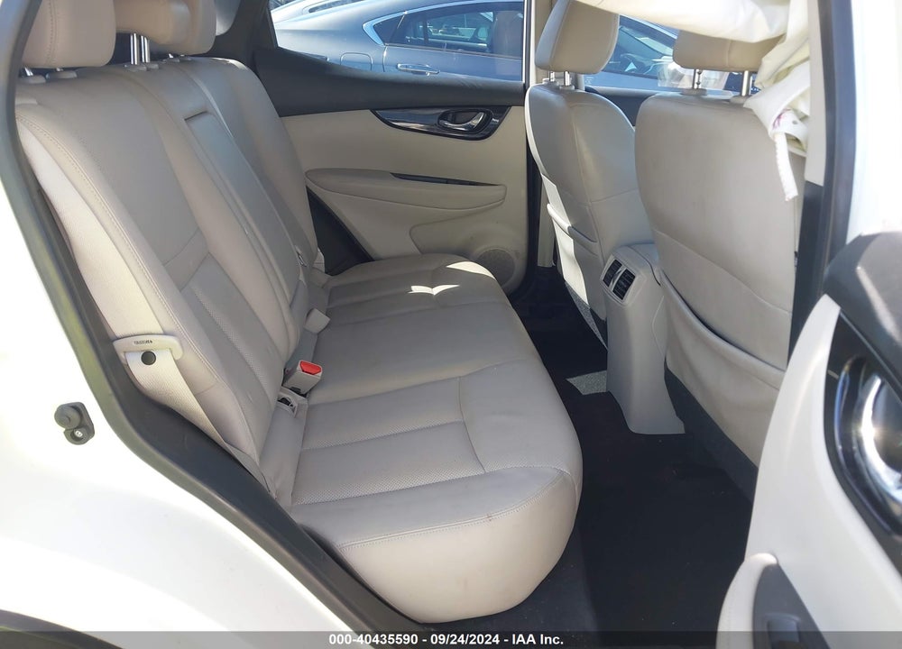 2017 NISSAN ROGUE SPORT SL VIN: JN1BJ1CPXHW035421
