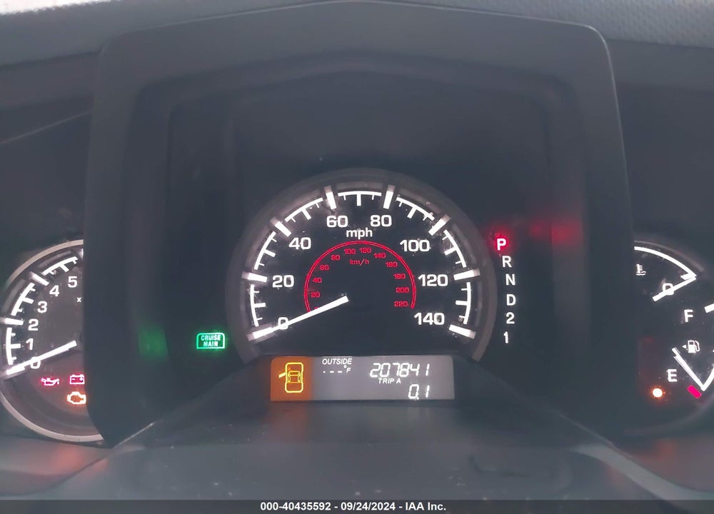 2011 HONDA RIDGELINE RTL VIN: 5FPYK1F52BB008070