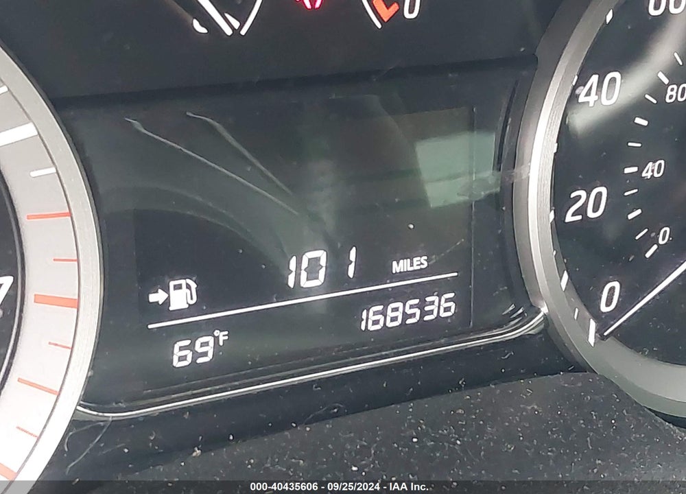 2015 NISSAN SENTRA SV VIN: 3N1AB7AP9FY350585