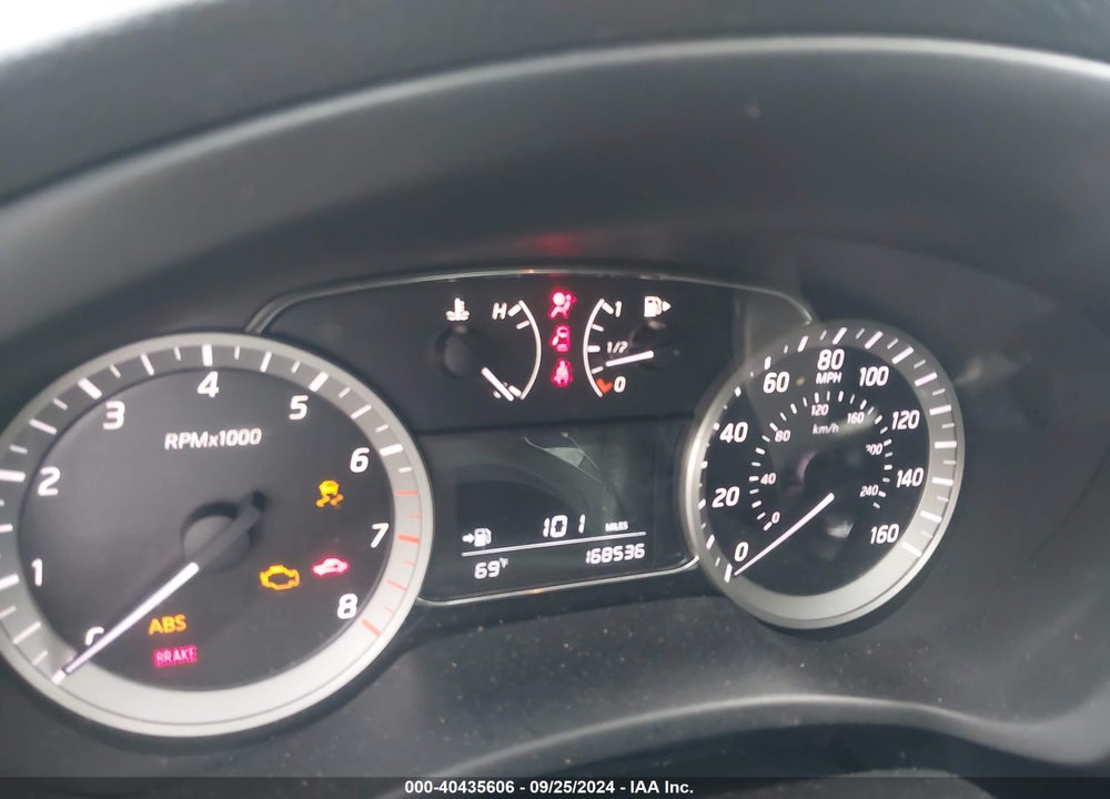 2015 NISSAN SENTRA SV VIN: 3N1AB7AP9FY350585