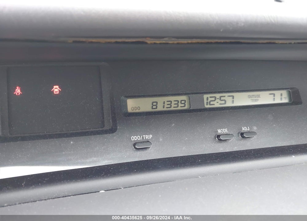 2003 TOYOTA AVALON XL VIN: 4T1BF28B23U313469